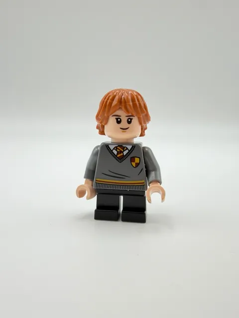 Lego Ron Weasley 76382 Gryffindor Sweater with Crest Harry Potter Minifigure