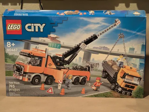 LEGO City Heavy-Duty Recovery Tow Truck with Crane Complete Set 60467