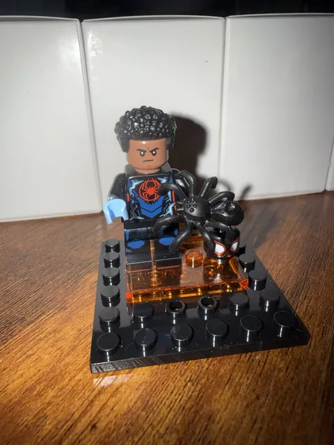 Miles Morales – LEGO Minifigure – Spider-Man: Across the Spider-Verse 71050 – 