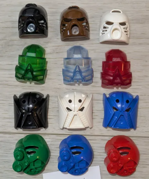 🔥 RARE 2001 LEGO BIONICLE KANOHI MASK LOT – MISPRINT / RARE COLORS – 12 PIECES