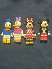 lego disney minifigure lot of four (from set 71040)