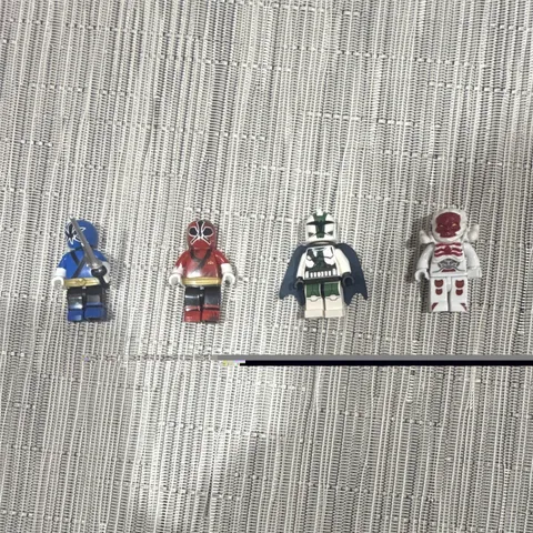LEGO Star Wars Minifigure Lot of 4 Clone Trooper Figures w/ Cape