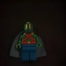 LEGO Martian Manhunter Minifigure Blue Cape Justice League DC Super Heroes READ 