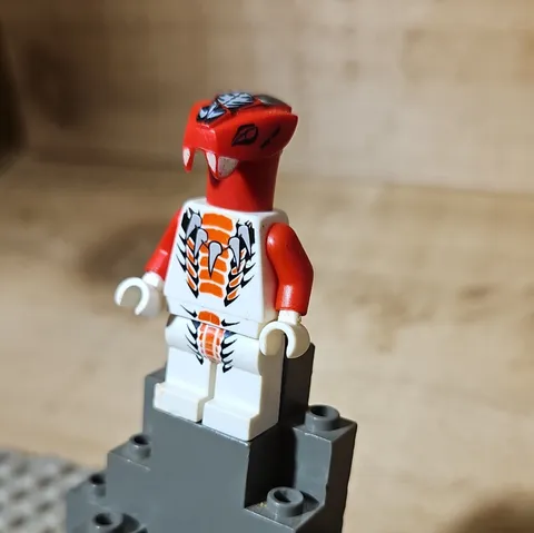 LEGO Plastic Red Snake Minifigure White Outfit White Body Figure