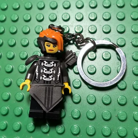LEGO Ninjago Movie: Misako - Lady Iron Dragon Keychain (853756)