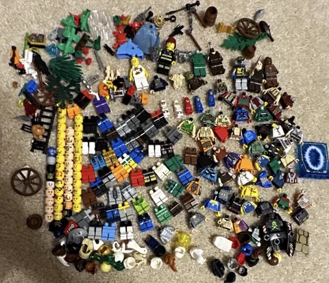 LEGO RARE! Bulk Lot Mixed minifigure parts and more (see photos and description)