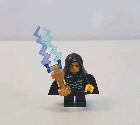 LEGO Young Lloyd Garmadon Minifigure njo038 From Set 9443 Rise Of The Snakes