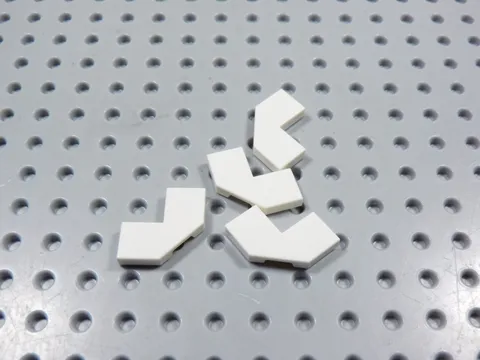 LEGO Lot of 4 White 2x2 Smooth Facet Tiles Plates BB