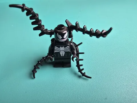 ✅ LEGO Super Heroes Venom Minifigure sh0055 Minifig sh055 From Set 76004