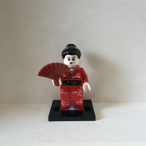 Kimono Girl Series 4 CMF Geisha Japanese Fan LEGO® Minifigure Mini Figure