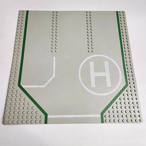 Lego Vintage Road Base plate 32x32 1978 Helipad Parking Section Grey Green