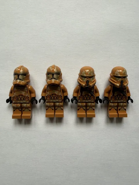 LEGO SW0606 Clone Trooper (Minifigure Phase 2, Star Wars Geonosis, 75089) Four