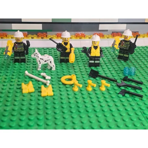 LEGO City Firefighter Minifigure Bundle