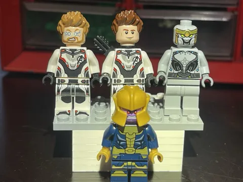 LEGO Marvel Avengers Endgame 76126 Minifigures Lot Hawkeye Thanos (4pc)