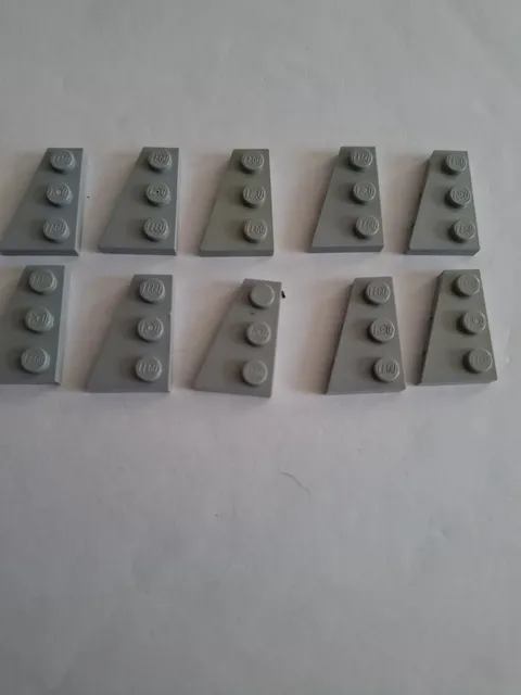 No 383 10x Lego Wedge Plate 43723 Left. 2x3 Light Grey