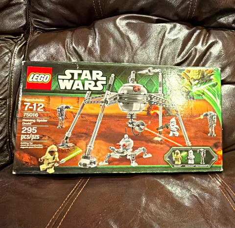 LEGO Star Wars Spider Droid 75016 sealed box rough condition