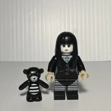 LEGO Spooky Girl Minifigure Series 12 col194 71007 CMF Goth Genuine 2014
