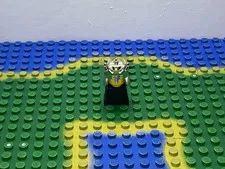 LEGO Classic chrome gold headgear kings crown mint condition