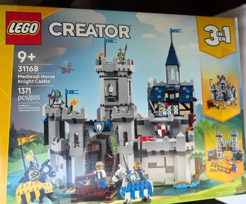 LEGO Creator 31168 Medieval Horse Knight Castle 3in1 1371 PCS Complete Set NIB