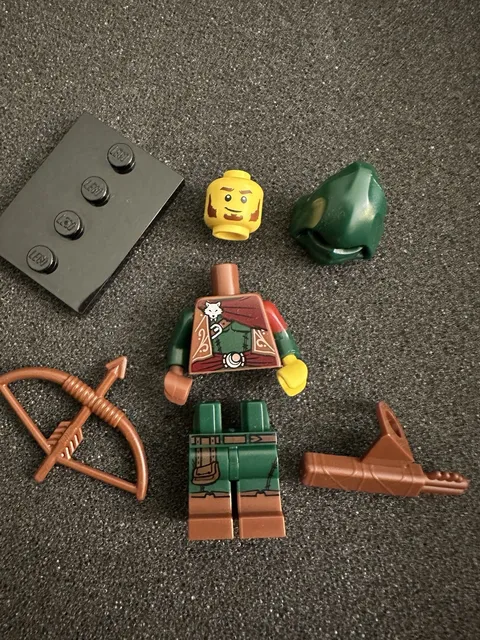 LEGO Rogue Archer (Series 16) - Collectible Minifigure - Fantasy, Medieval - New
