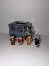 LEGO 21330 Home Alone Minifigures Kevin & Kate McCallister, Harry, Marvin
