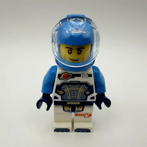 LEGO CITY  cty1697 - Astronaut w/ Blue helmet & backpack, White suit - 1pc