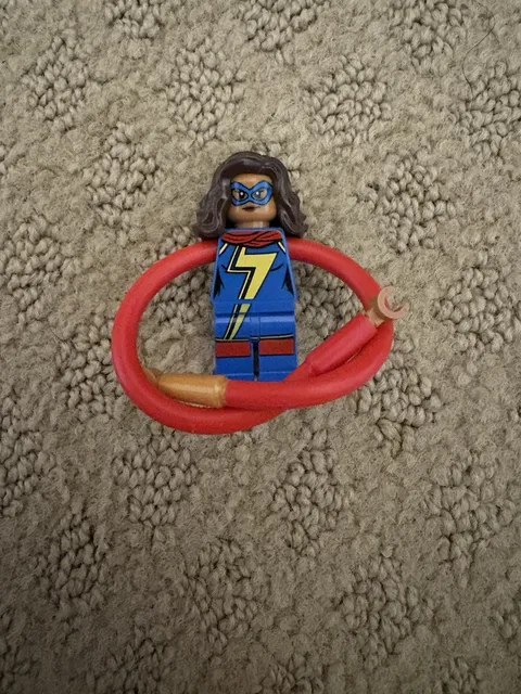 Ms. Marvel LEGO minifigure [sh0375] Super Heroes 76076 Captain America Jet Pursu