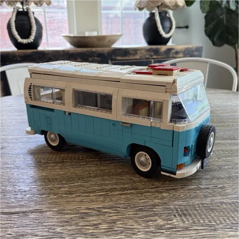LEGO Icons 10279 Volkswagen T2 Camper Van Complete Built Set 2207pcs 18+ 2021