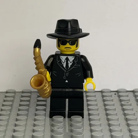 LEGO CMF Series 11 Saxophone Player Jazz Musician Minifigure 71002 Complete