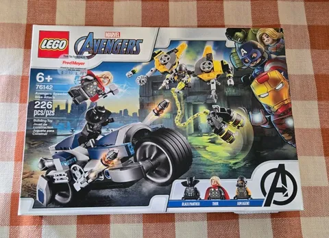 LEGO Super Heroes: Avengers Speeder Bike Attack 76142 NEW SEALED 