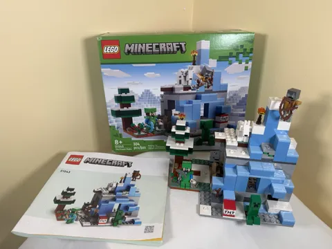 LEGO Minecraft Frozen Mountaintop Toy Gift for Birthdays  21243. second-hand