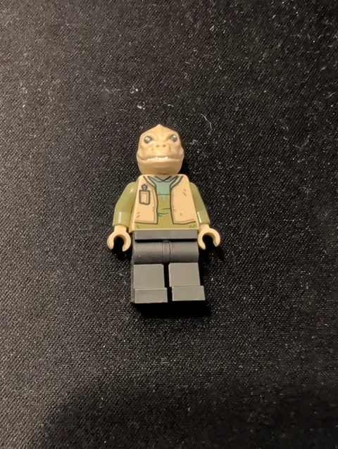 LEGO® Star Wars Hrchek Kal Fas Saurin Minifigure Droid Trader A New Hope 75290
