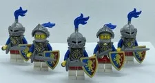 5 X LEGO Castle Lion Knight Minifigures Figs Soldiers Armour Shield Visor B2