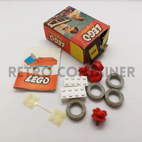 LEGO Vintage Set 400 400-1- Small Wheels with Axles - 1963 KG With Box
