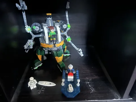 lego 76059 spider-man doc ock's tentacle trap FOR PARTS