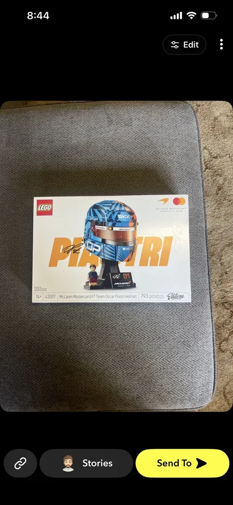 LEGO McLaren Mastercard F1 Team Oscar Piastri (43017) New Sealed Authentic