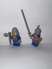 LEGO Classic Blue Knight Minifigures - Vintage 1978 W/armor And Weapons