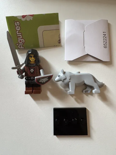 LEGO Minifigure Series 27 Wolfpack Beastmaster Minifigure 71048