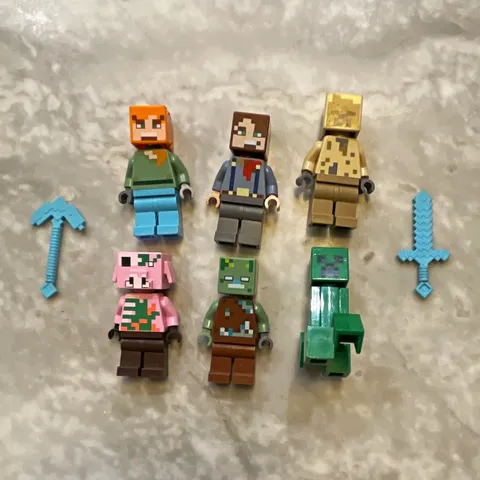 LEGO Minecraft Minifigure Lot of 6 Alex Pig Creeper w/ Accessories Pickaxe Sword
