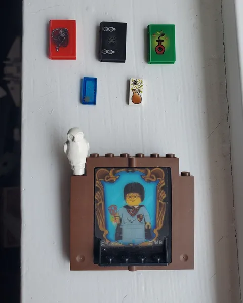 Lego Harry Potter - Vintage Parts Lot - Owls, Books, Tiles, Holographic Door!