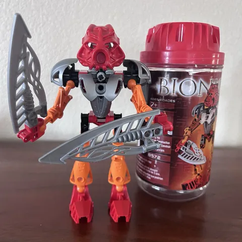 LEGO Bionicle 8572 Tahu Nuva with Canister