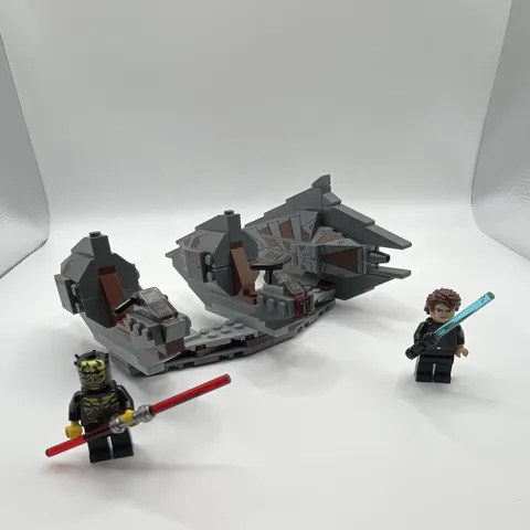 Lego Star Wars Set 8957 With Two Minifigs In Good Condition And Instructions