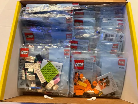 Lego Lot of 21 polybags 40244, 40249, 40279, 40219 See description