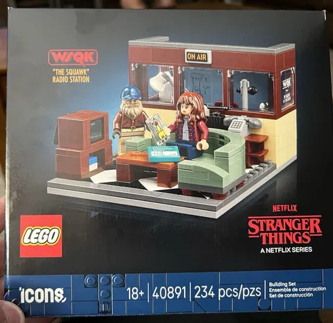 LEGO Stranger things Squawk radio *NEW IN BOX*