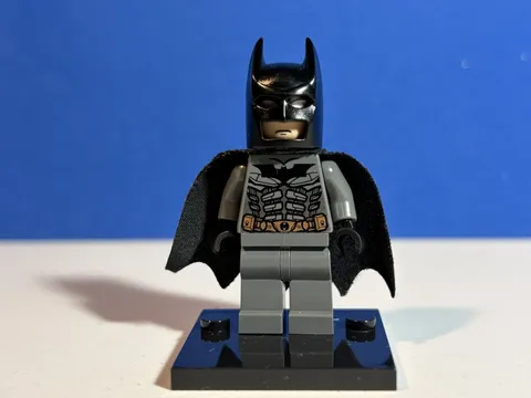 Lego Batman DC Minifigure BAT024 Batman Dark Bluish Gray Suit Black Mask