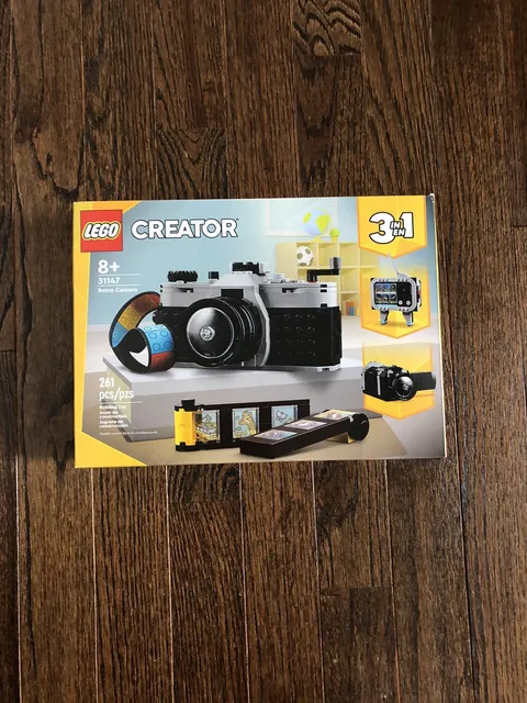 *NEW* LEGO Creator Retro Camera (31147) 3-in-1 Building Set - 261 Pieces - 8+