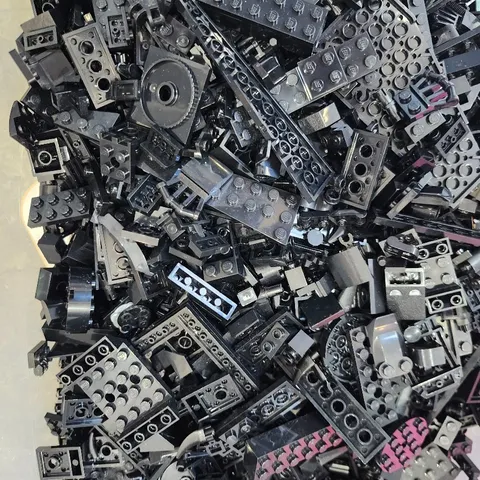 Bulk Lego: Black - Sorted By Color 15oz, Bricks, Flats, Studs, Angles, Baseplate