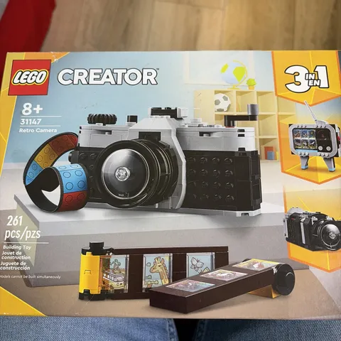 LEGO CREATOR: Retro Camera (31147)