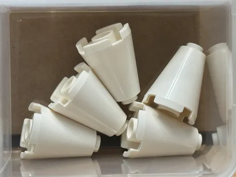 LEGO Parts - White Cone 2 x 2 x 2 - Open Stud - No 3942c - QTY 5