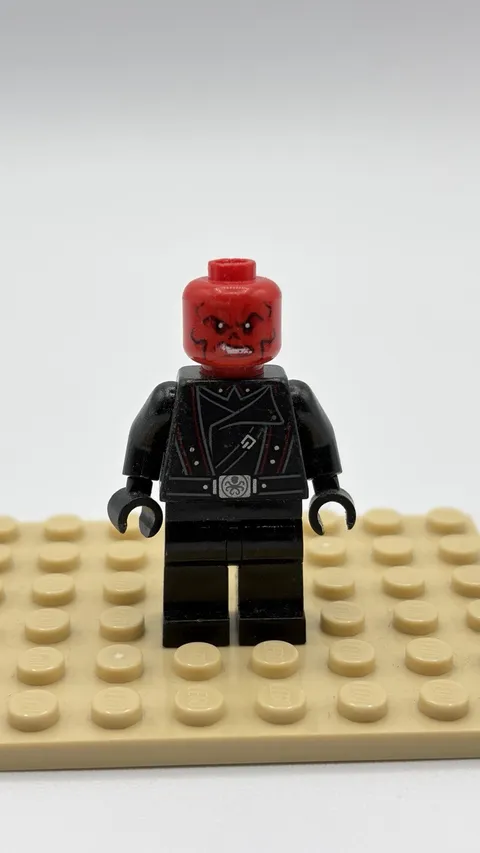 LEGO Marvel Super Heroes Red Skull Minifigure, Avengers Endgame 76166 sh652
